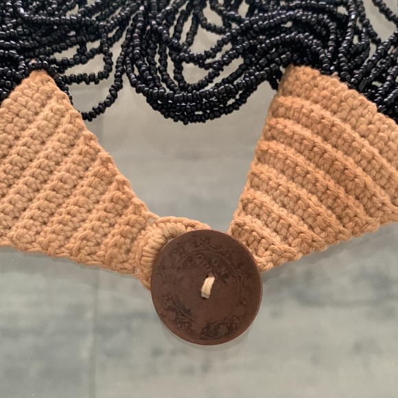 new INDIA BLACK GLASS MICRO BEAD NECKLACE WITH WOVEN SISAL & OLD COIN CLOSURE - Picture 2 of 3